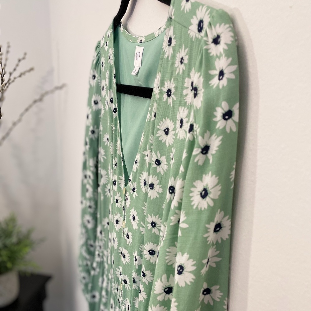 Frilly Gap Dress